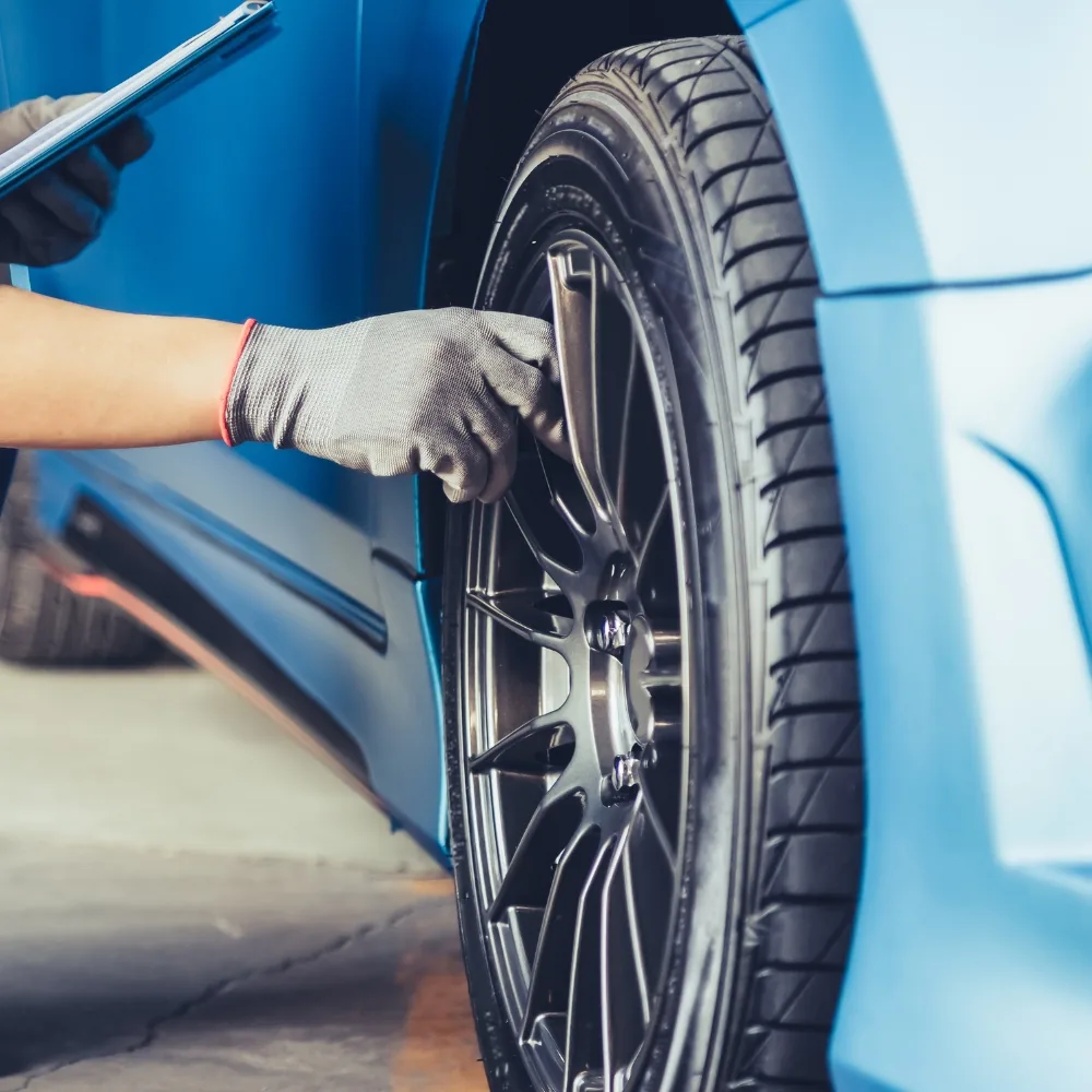 Reifenservice & Montage – Ihr offizieller EUROMASTER-Partner